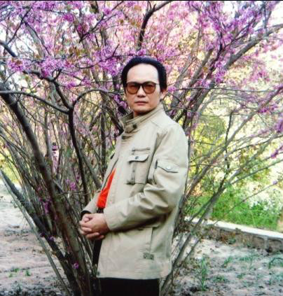 石心剑,1956年生,河南 a target="_blank" href="/item/尉氏/2541618"