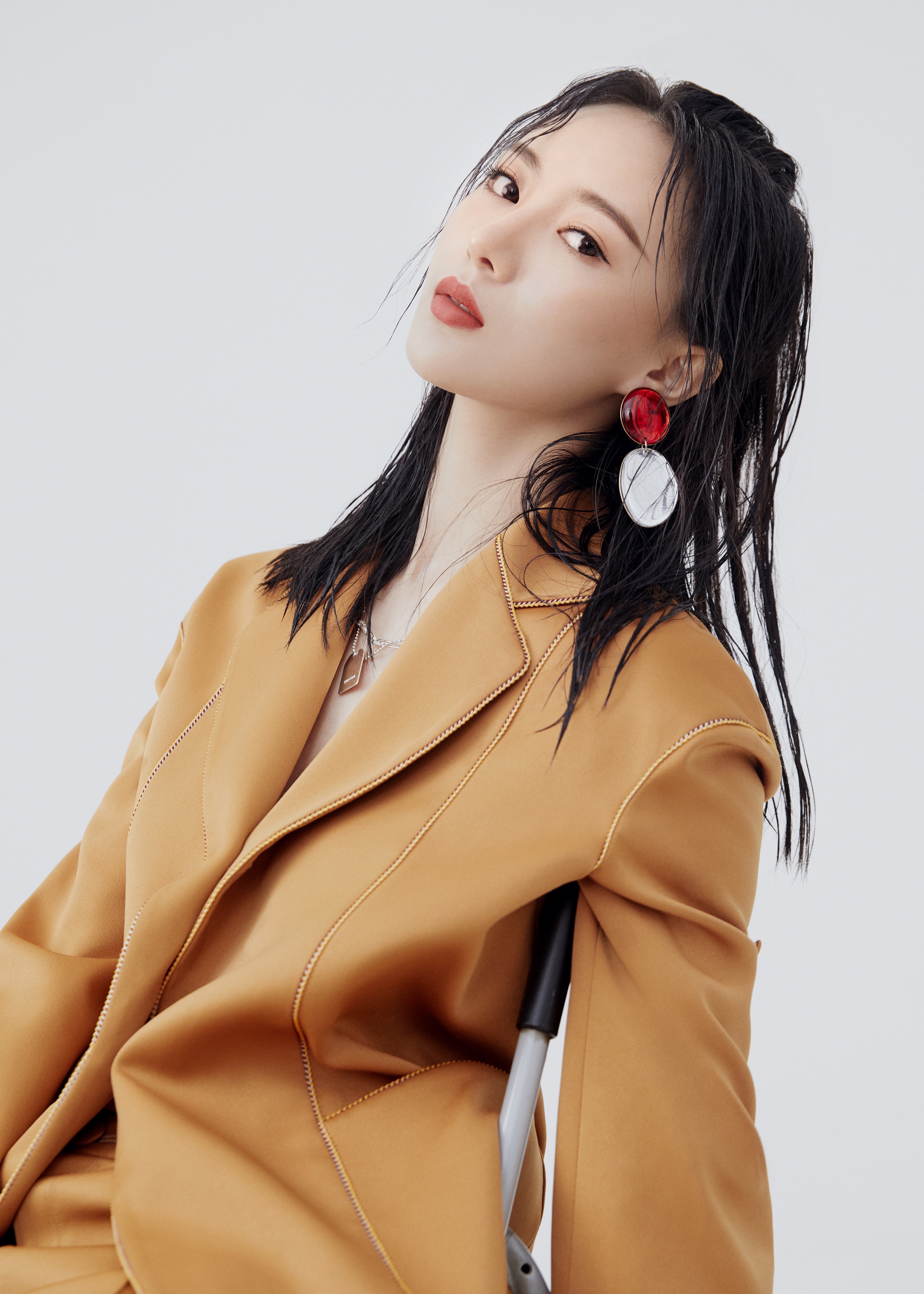  p data-id="gnwj4qjum6">于昕仡,出生于四川省达州市,中国内地女演员