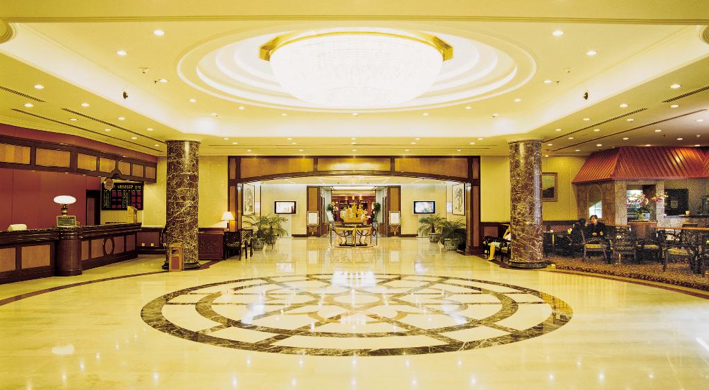  p>北京首都旅游酒店集团有限公司华都饭店1982年开业,2002年重新装修