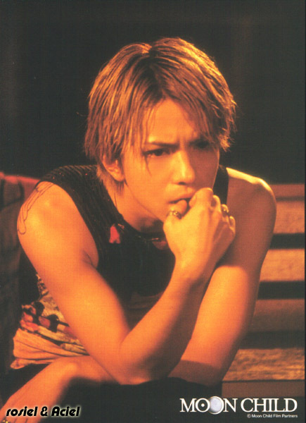  p>hyde,本名"宝井秀人",1969年1月29日出生于日本和歌山县和歌山市.