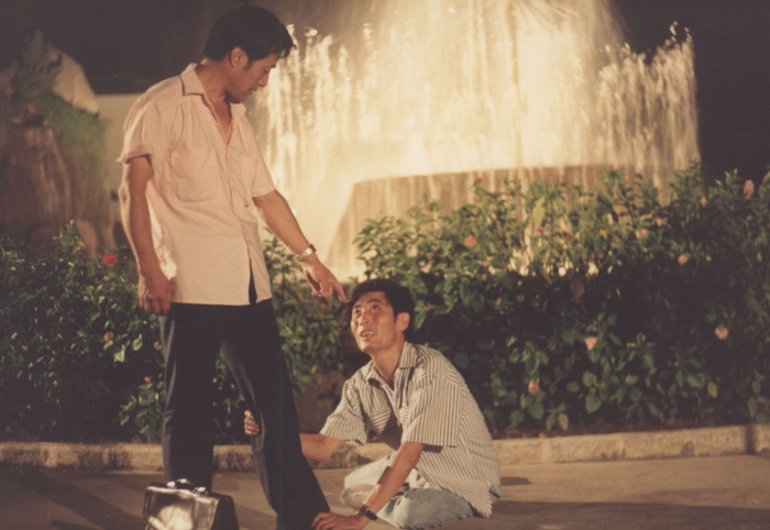  p>《生死之间》由 a target="_blank" href="/item/上海电影制片厂