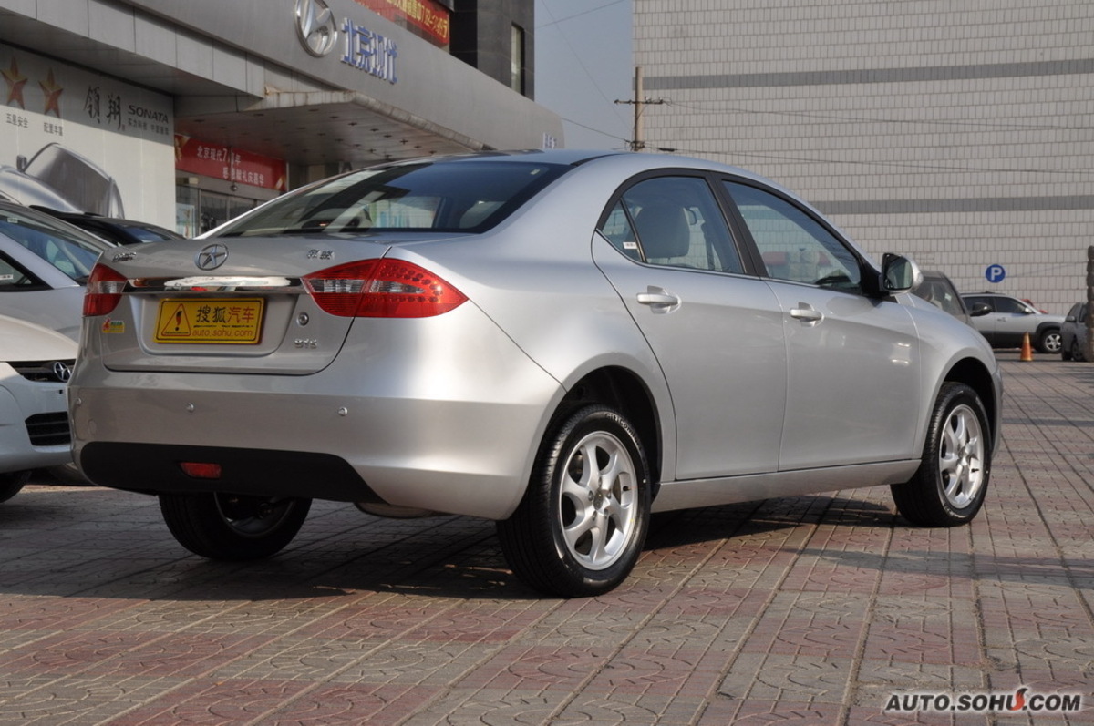  p>江淮和悦是意大利宾尼法瑞纳设计公司联合江淮国内外设计公司数千