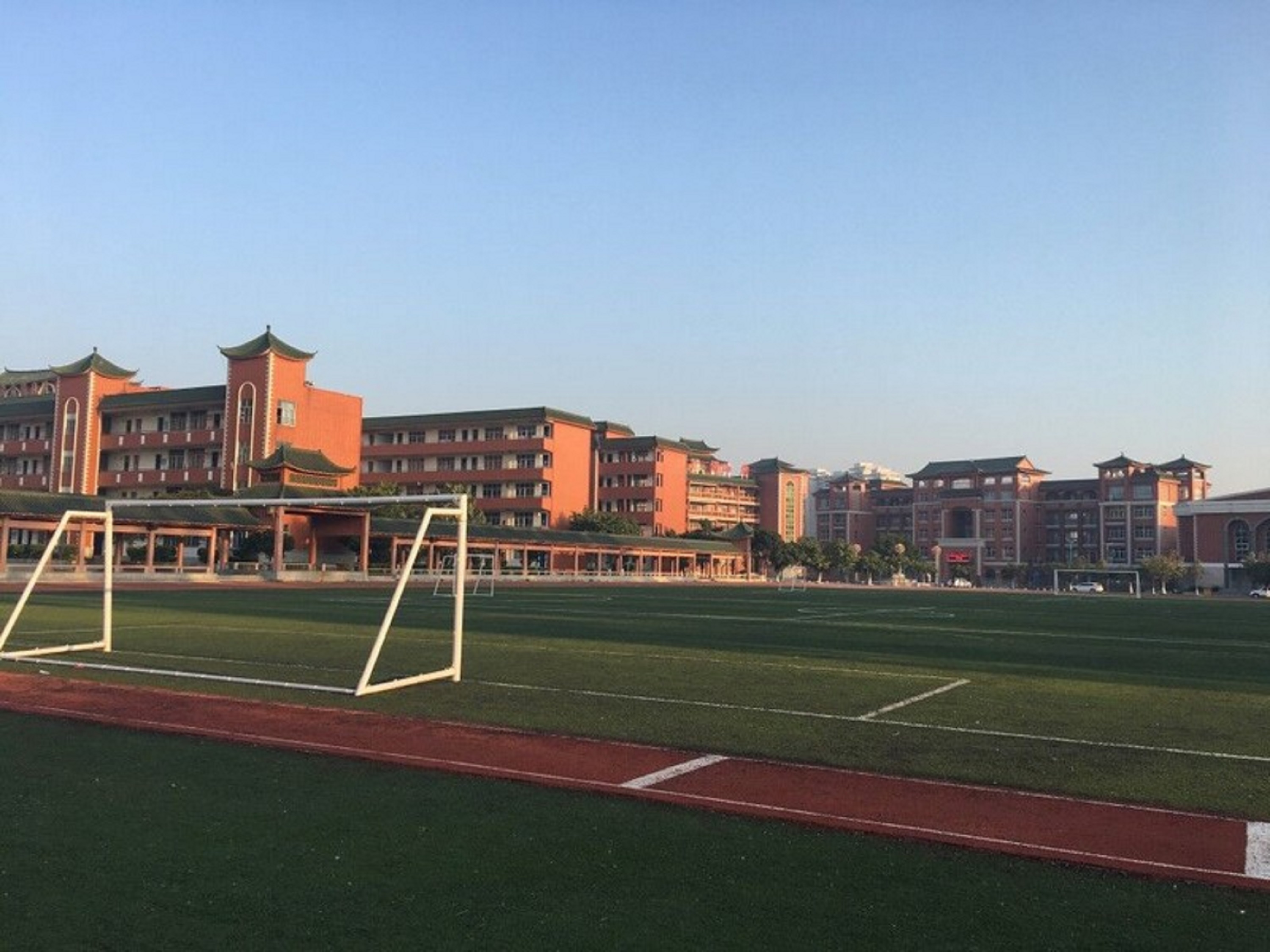 惠安广海中学