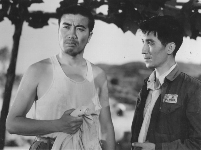  p data-id="gnbsejd4sl">《红日》是由上海电影制片厂 i>(天马电影