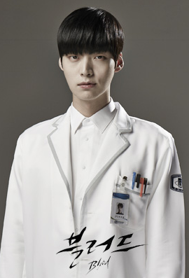  p>《blood》是韩国kbs于2015年2月16日起播出的月火连续剧,由祁民秀