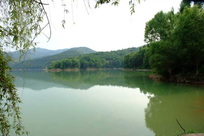  p>千河,古称汧河,因流经 a data-lemmaid="14256105">千山 /a>脚下故