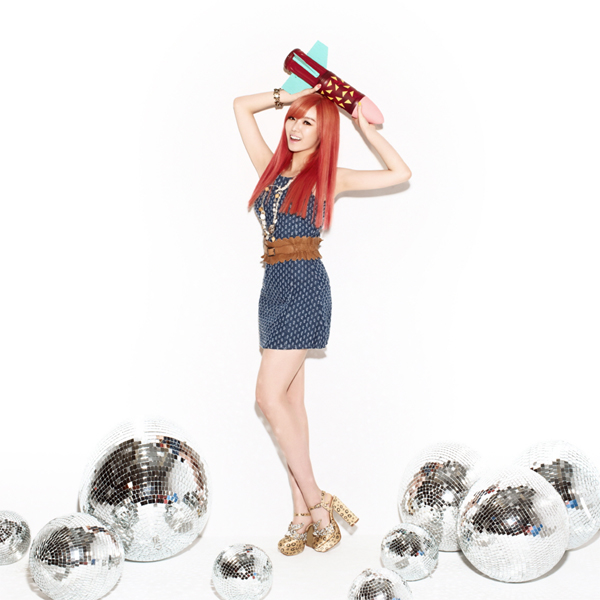 blank" href="/item/朴美妍/4666315" data