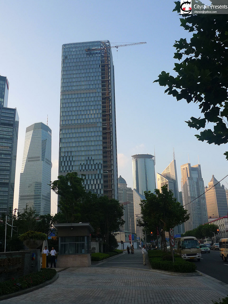 浦东陆家嘴写字楼上海太平金融大厦是一座集办公,商业,会议,金融服务
