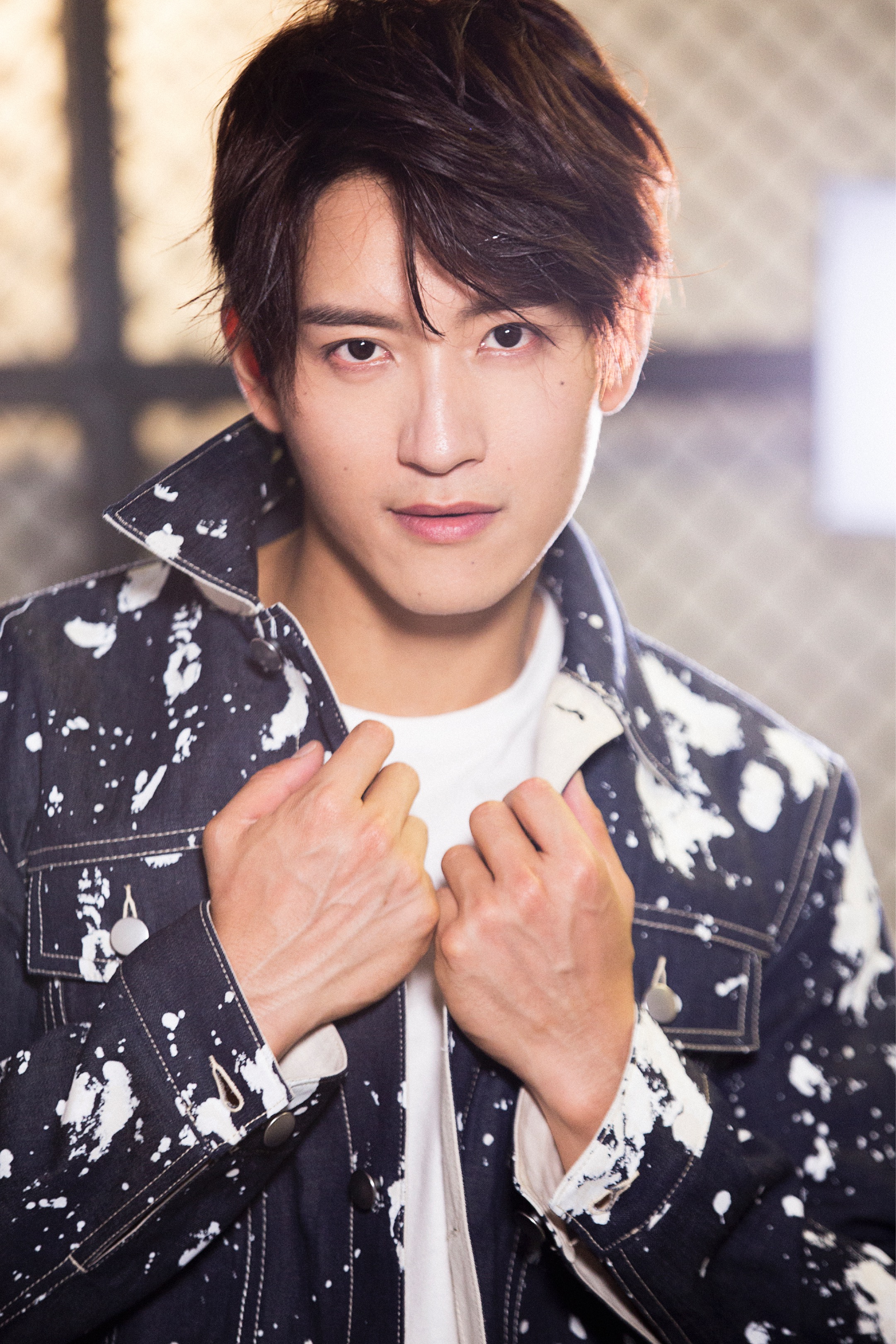  p>张峻宁,1985年3月22日出生于江苏省南京市,中国内地男演员,歌手