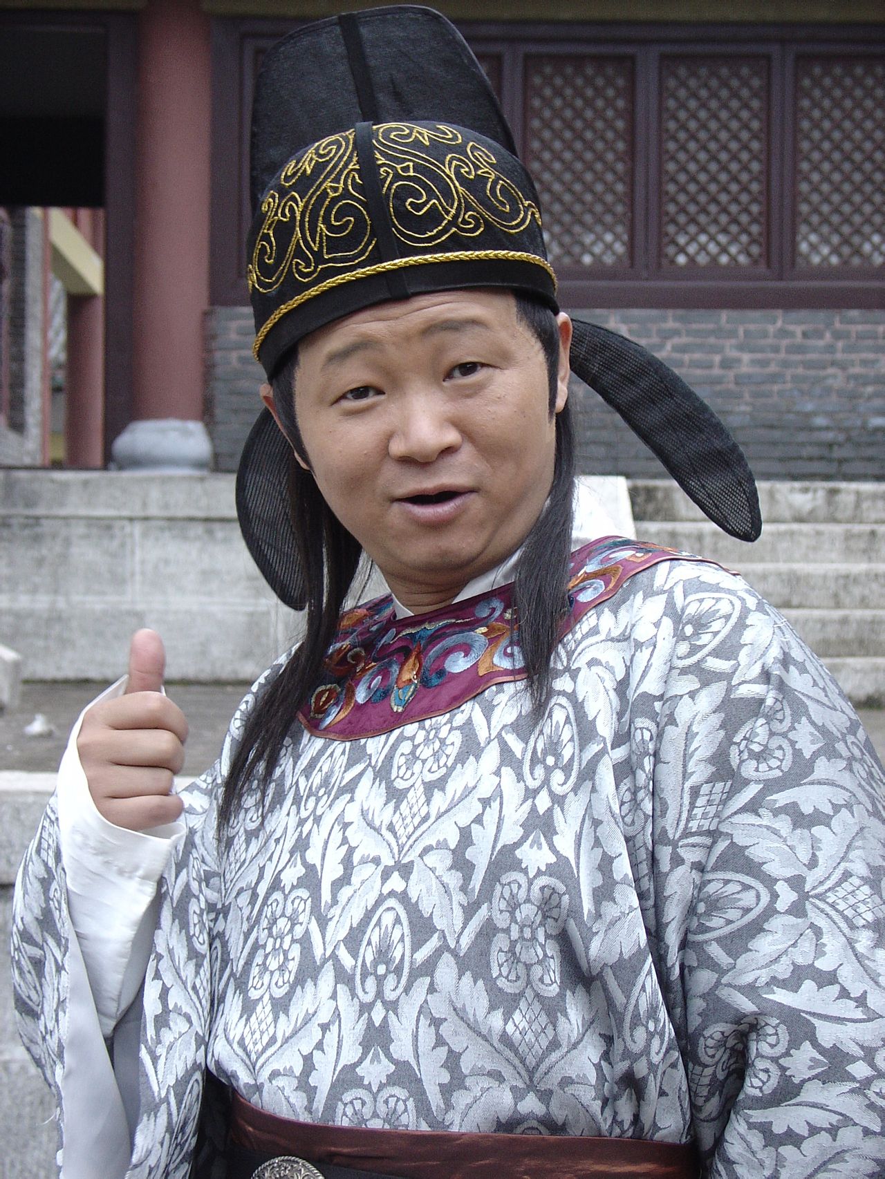  p>赵亮,1969年5月3日出生于四川成都,中国影视演员.