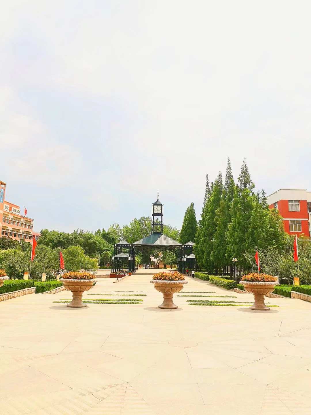 胶州市实验中学