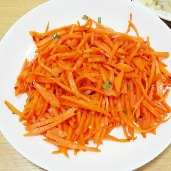 清炒胡萝卜丝