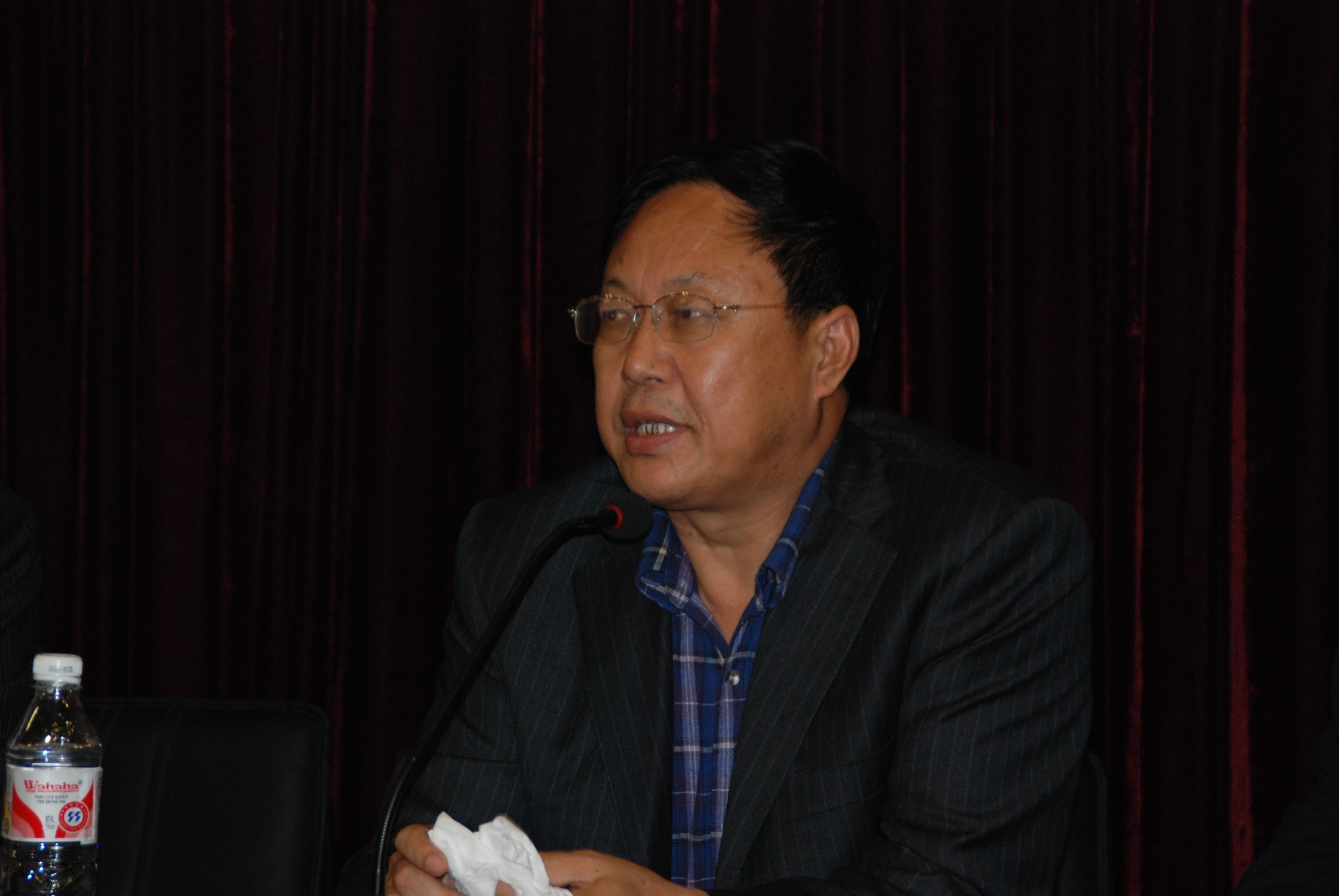 孙大午,男,1954年6月出生于 a target="_blank" href="/item/河北省