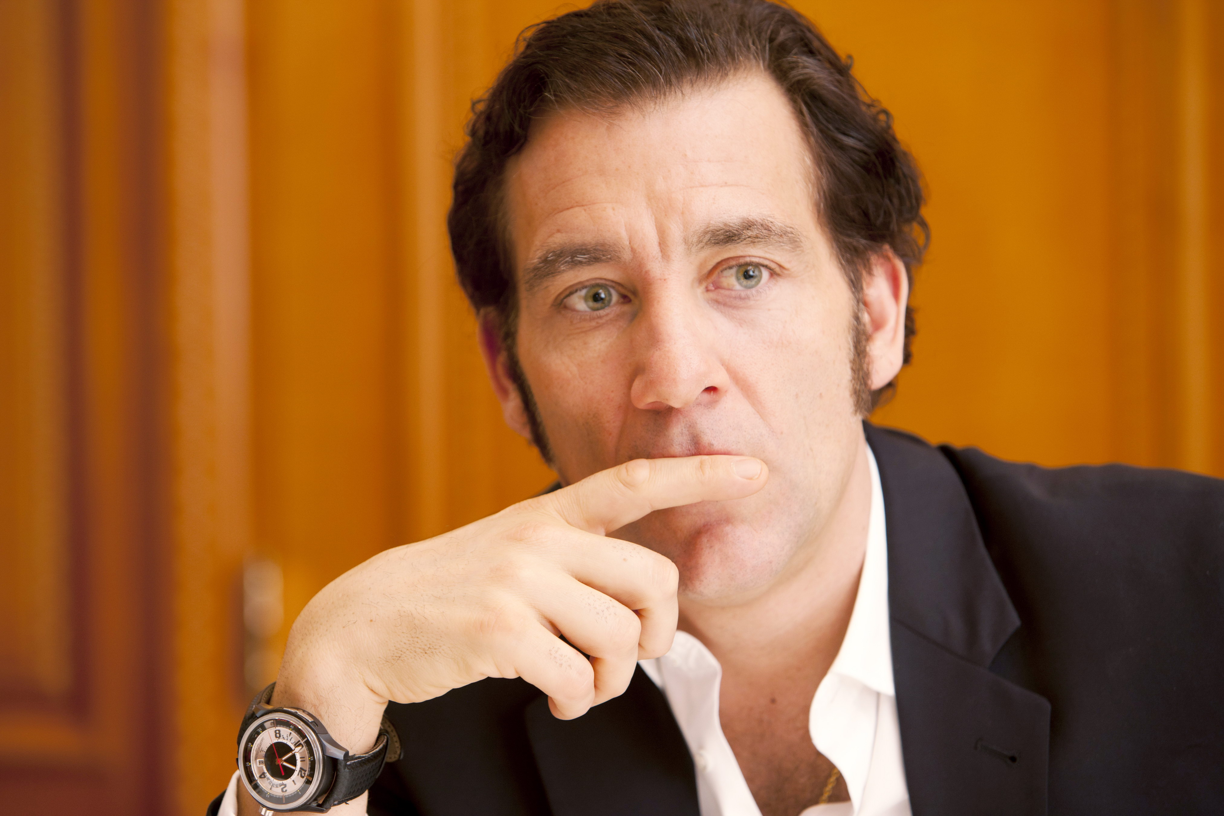  p>克里夫·欧文(clive owen),1964年10月3日出生于英国考文垂沃里克