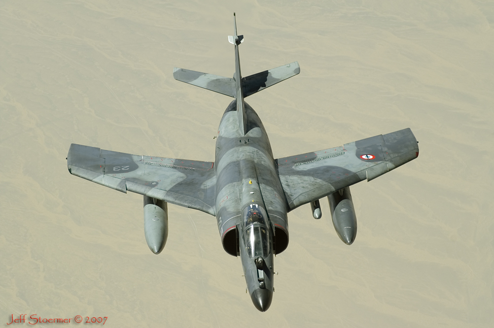  p>超军旗舰载攻击机(英语:super   tendard,军旗是法语的"战旗"),是