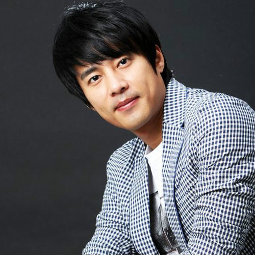  p>高周元1981年10月16日出生于韩国,韩国男演员,毕业于延世大学言论