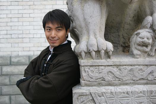  p>杜俊泽,原名杜斌,出生于山东省,中国内地影视男演员,毕业于 a