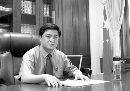  p> a href="#">濮阳 /a>市华龙区人民检察院于1987年8月正式挂牌办公