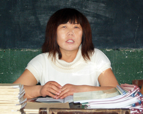 ">本科 /a>学历, a target="_blank" href="/item/中学高级教师