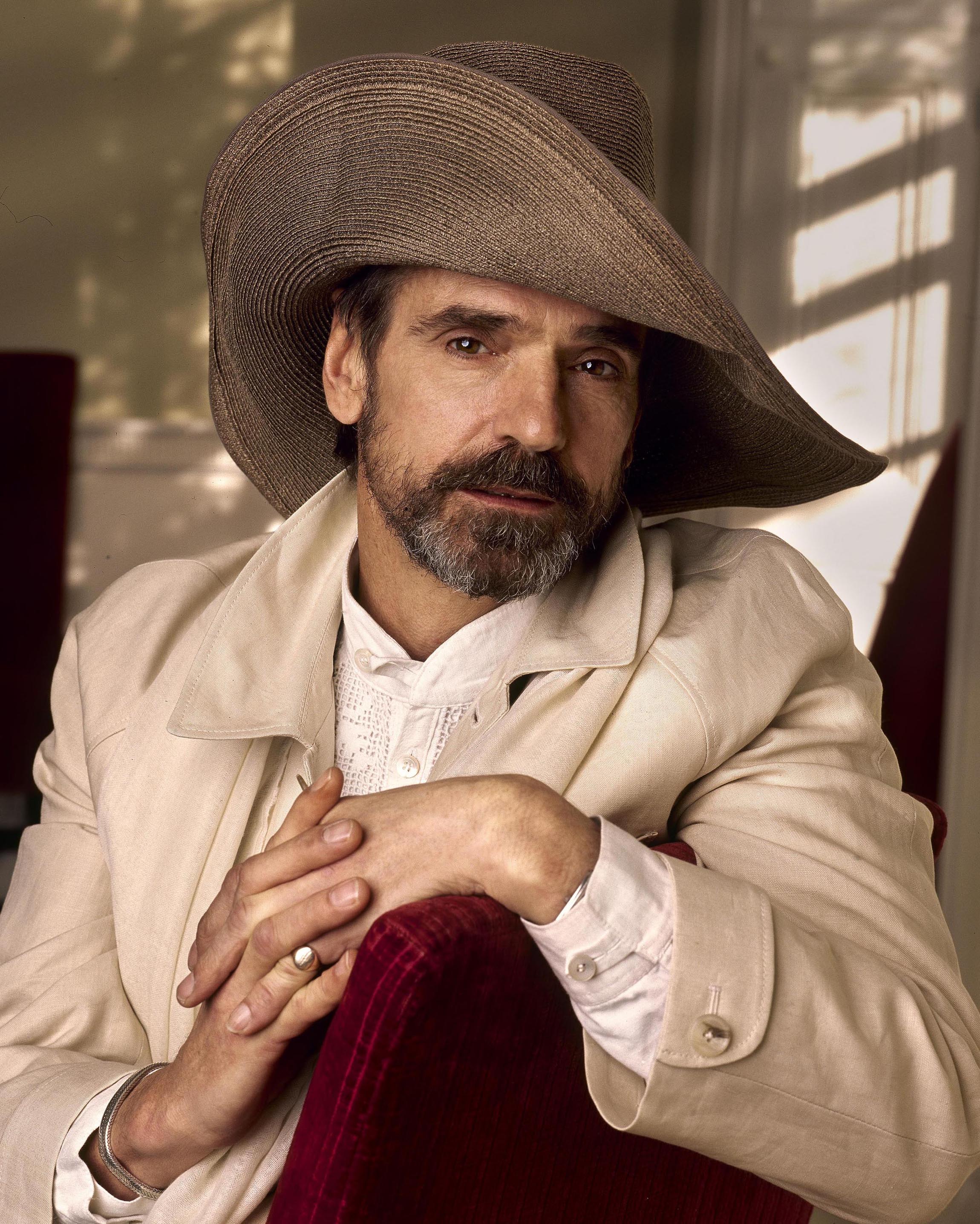 杰里米·艾恩斯