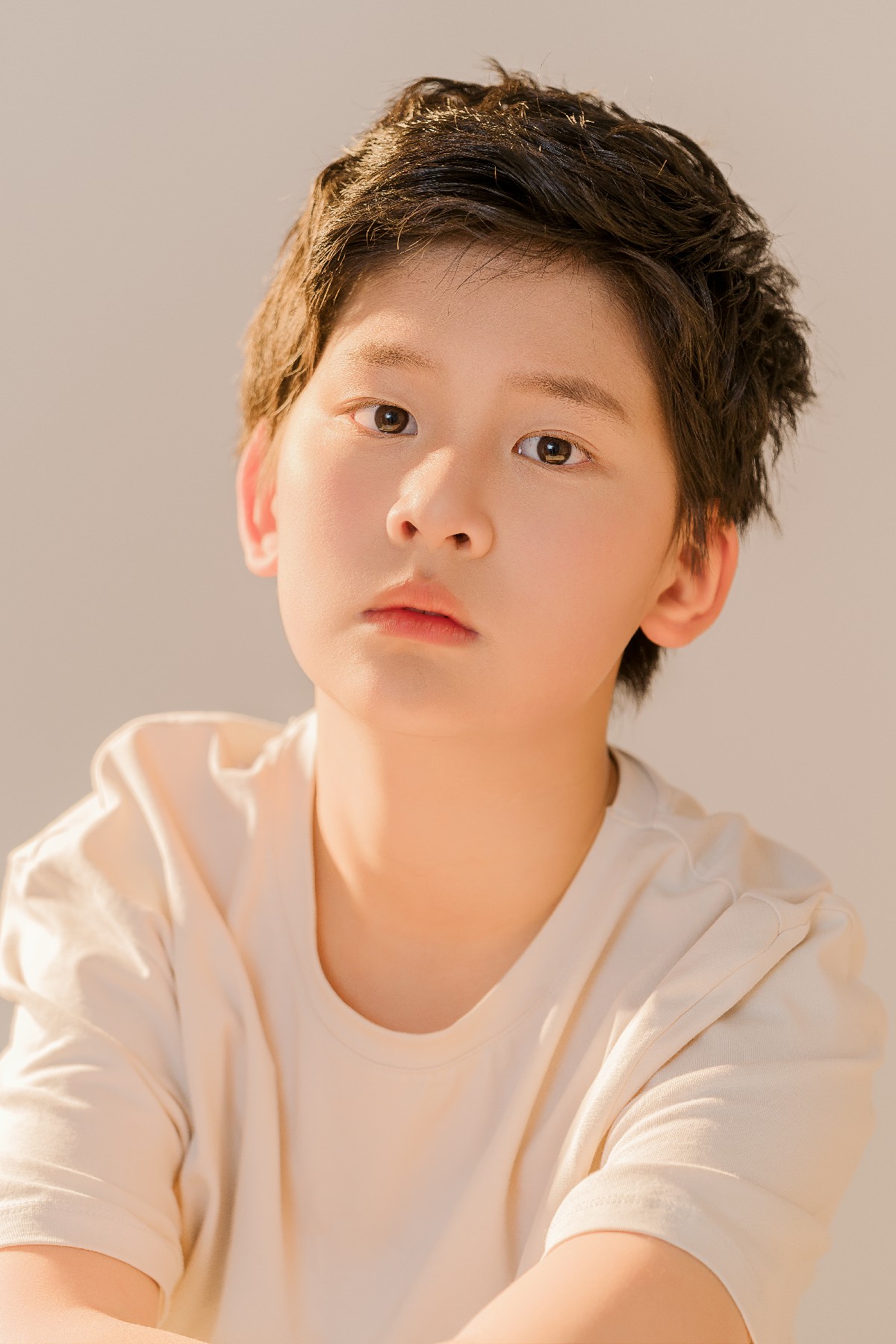  p data-id="tef1yzoe8mza">谢凯琦,中国儿童男演员,2021年参演电视剧