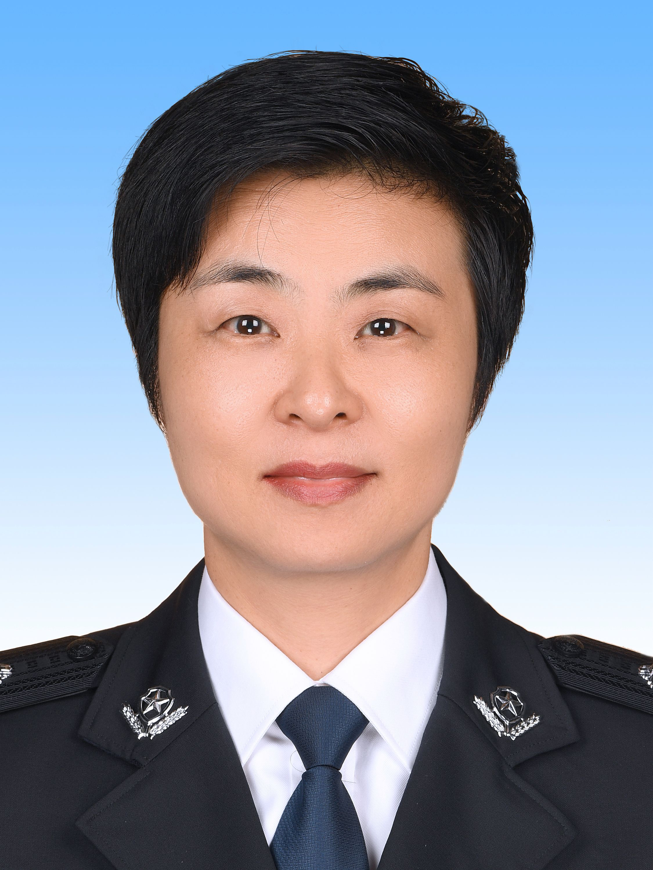  /p> p data-id="tvcaz8hmiddm">现任上海市崇明区副区长,区政府党组