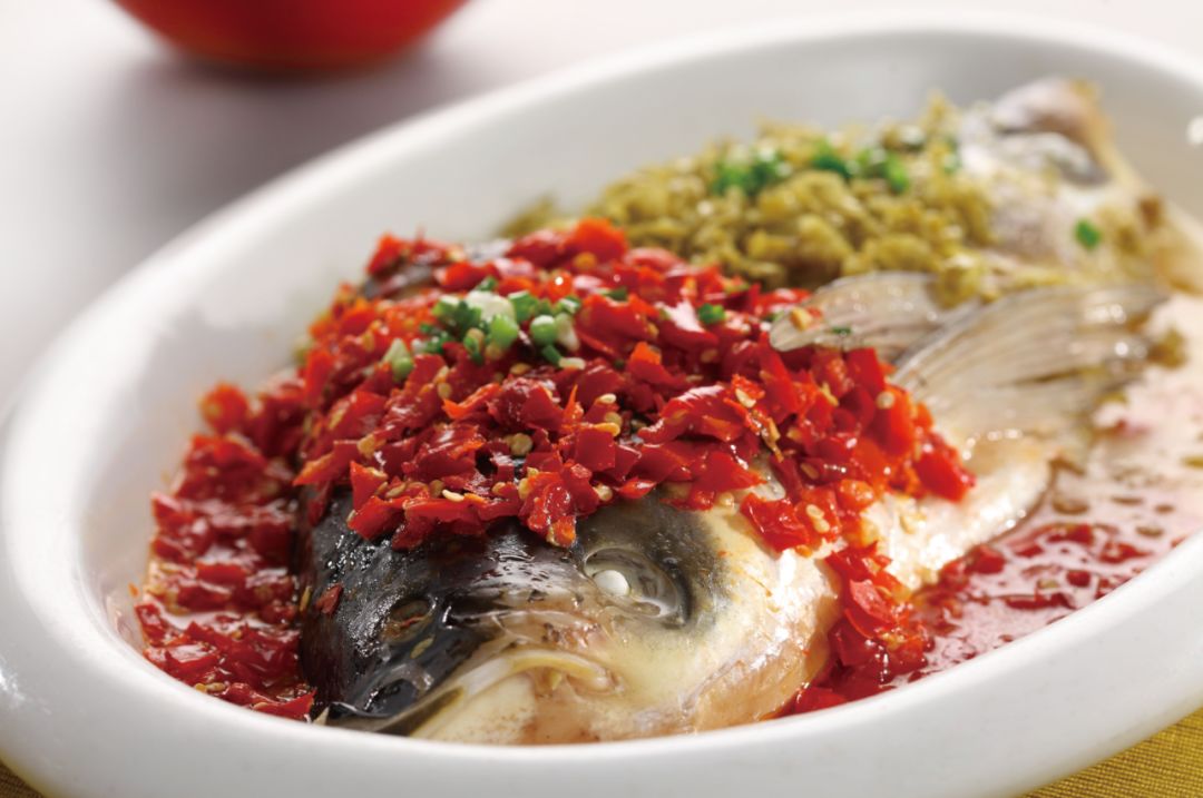 双椒蒸鱼头