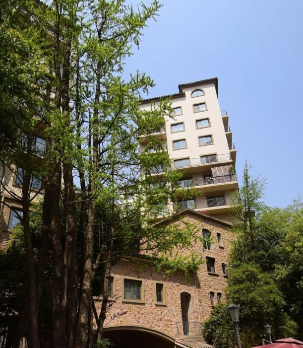  p>麓山国际帕萨迪纳1组位于 a target="_blank" href="/item/成都市