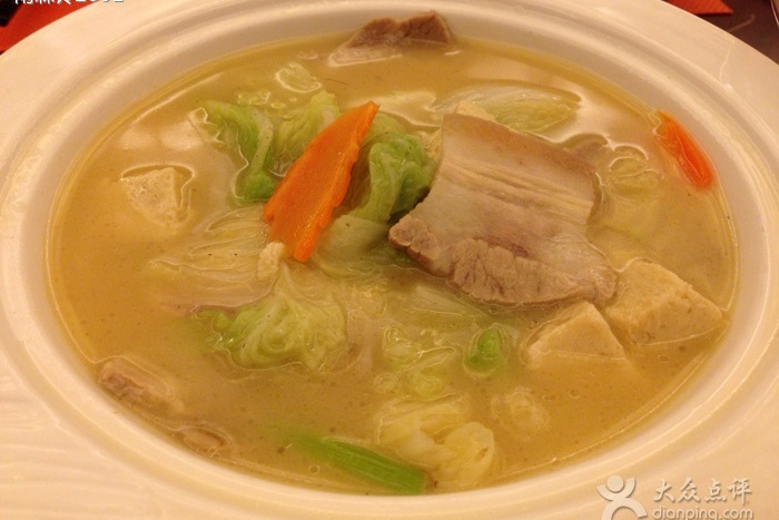 五花肉白菜炖豆腐