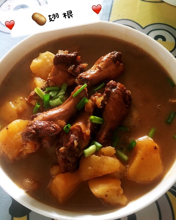土豆炖鸭翅根