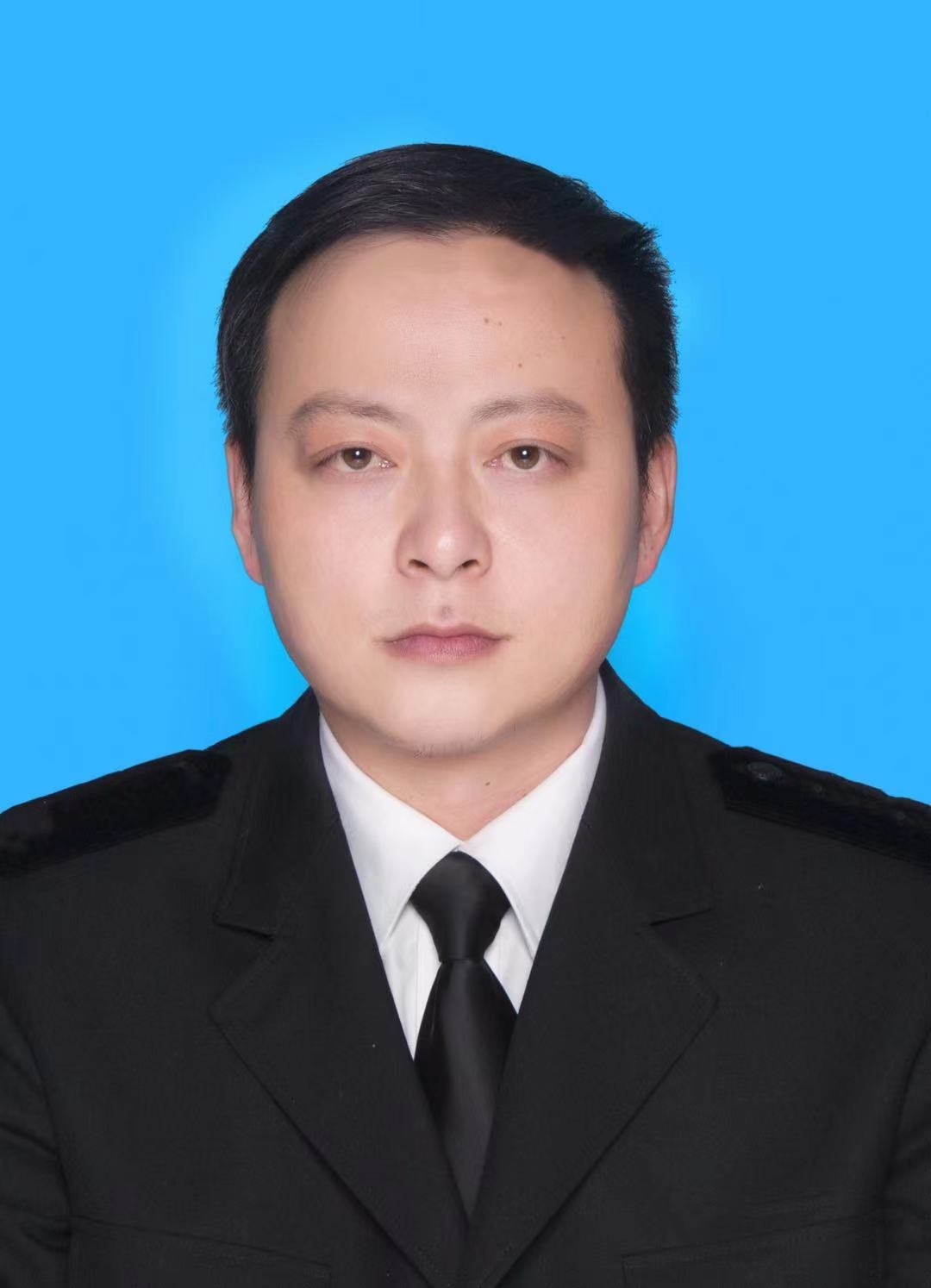 朱海洋,男,汉族,1982年1月出生,浙江缙云