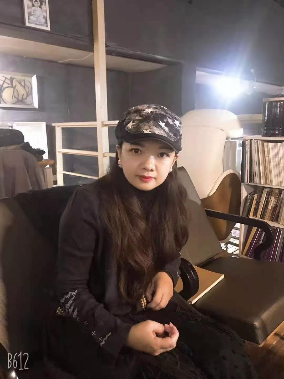 余佳