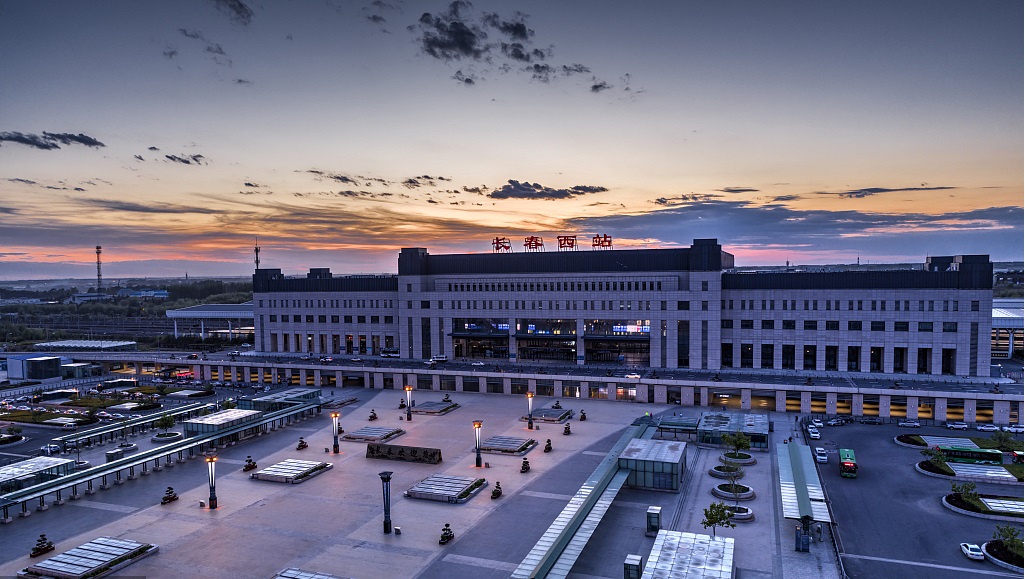  p>长春西站(changchunxi railway station),位于中国 a target="