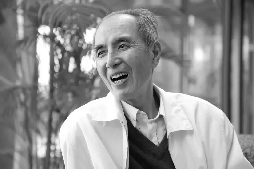  p>林戊荪 i>(1928年-2021年1月27日) /i>,天津人.著名中译外翻译家.