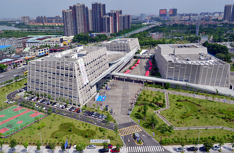  p>东莞市文化馆(dongguan culture center),位于中国 a href="#"