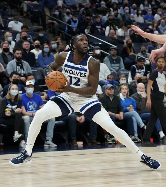  p data-id="gnwp9v5uqe">托里恩·普林斯(taurean prince),1994年8月