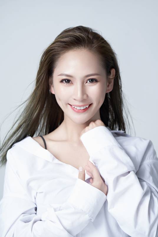 李卓媚