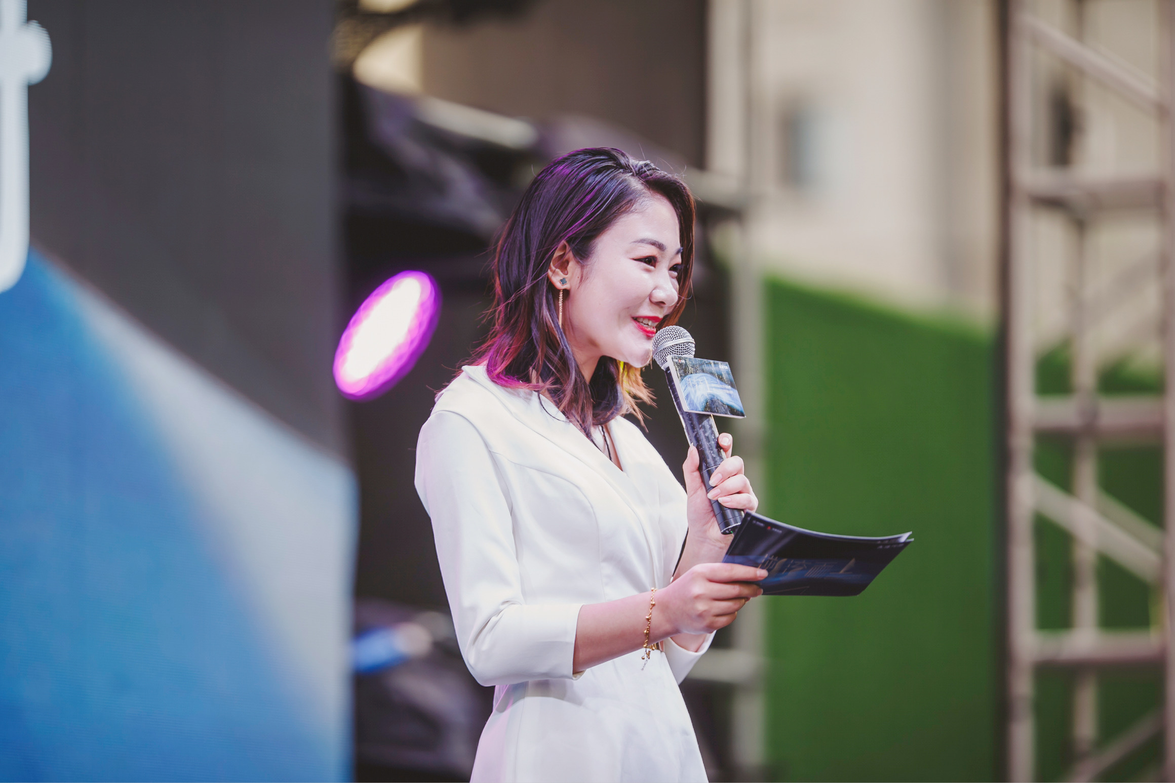 上海女主持(上海女主持人名单大全名字)