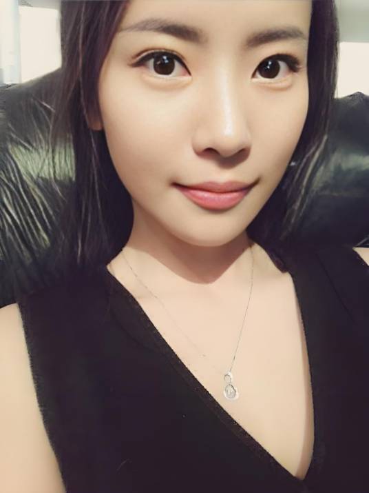 师伟（中国女演员）_百度百科