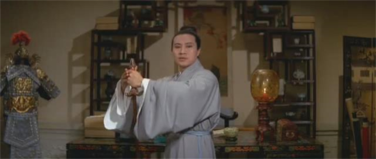  p data-id="gnwhnd7zbb">《凤还巢》是李翰祥导演电影,金峰, a