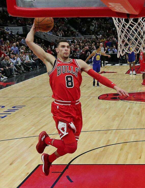  p>扎克·拉文(zach lavine),1995年3月10日出生于 a target="_blank"