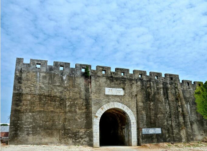 href="/item/安徽省">安徽省 /a>合肥市肥东县石塘镇龙城居委会龙城村