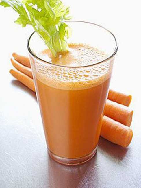  p>胡萝卜汁面以胡萝卜汁代替清水来和面,以此制成的面条呈现胡萝卜一