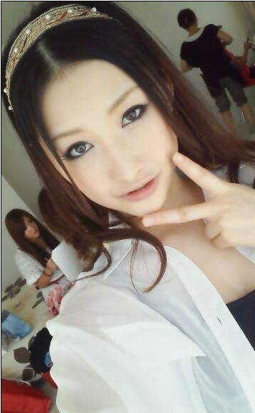  p>水岛津实(水嶋あずみ,又译作水嶋杏美)是一名 a target="_blank"