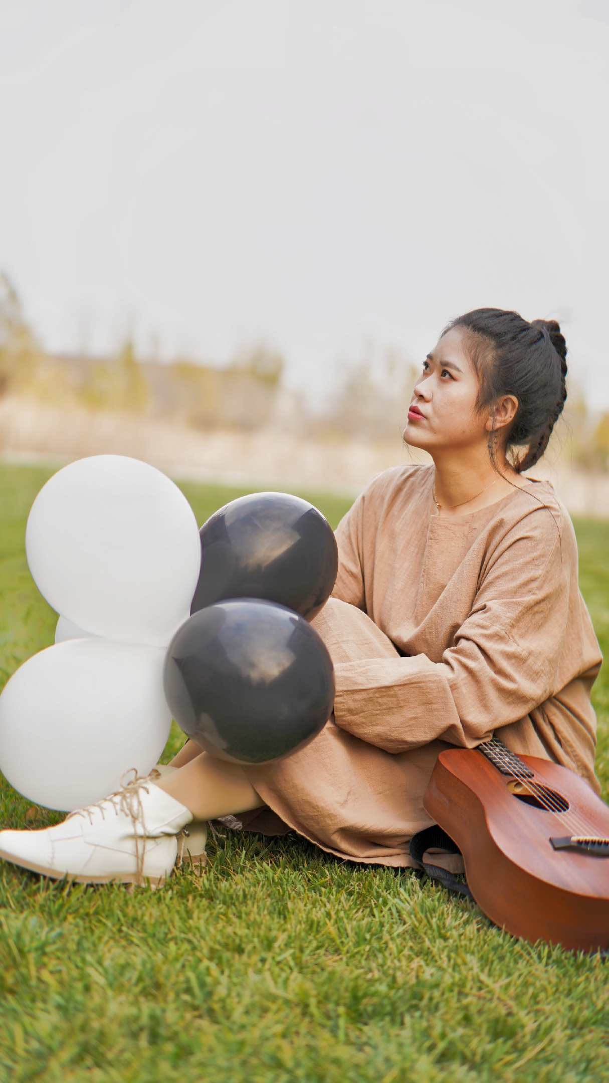 jq0elbg">王佳杨,1998年4月24日出生于辽宁省朝阳市 ,中国内地女歌手