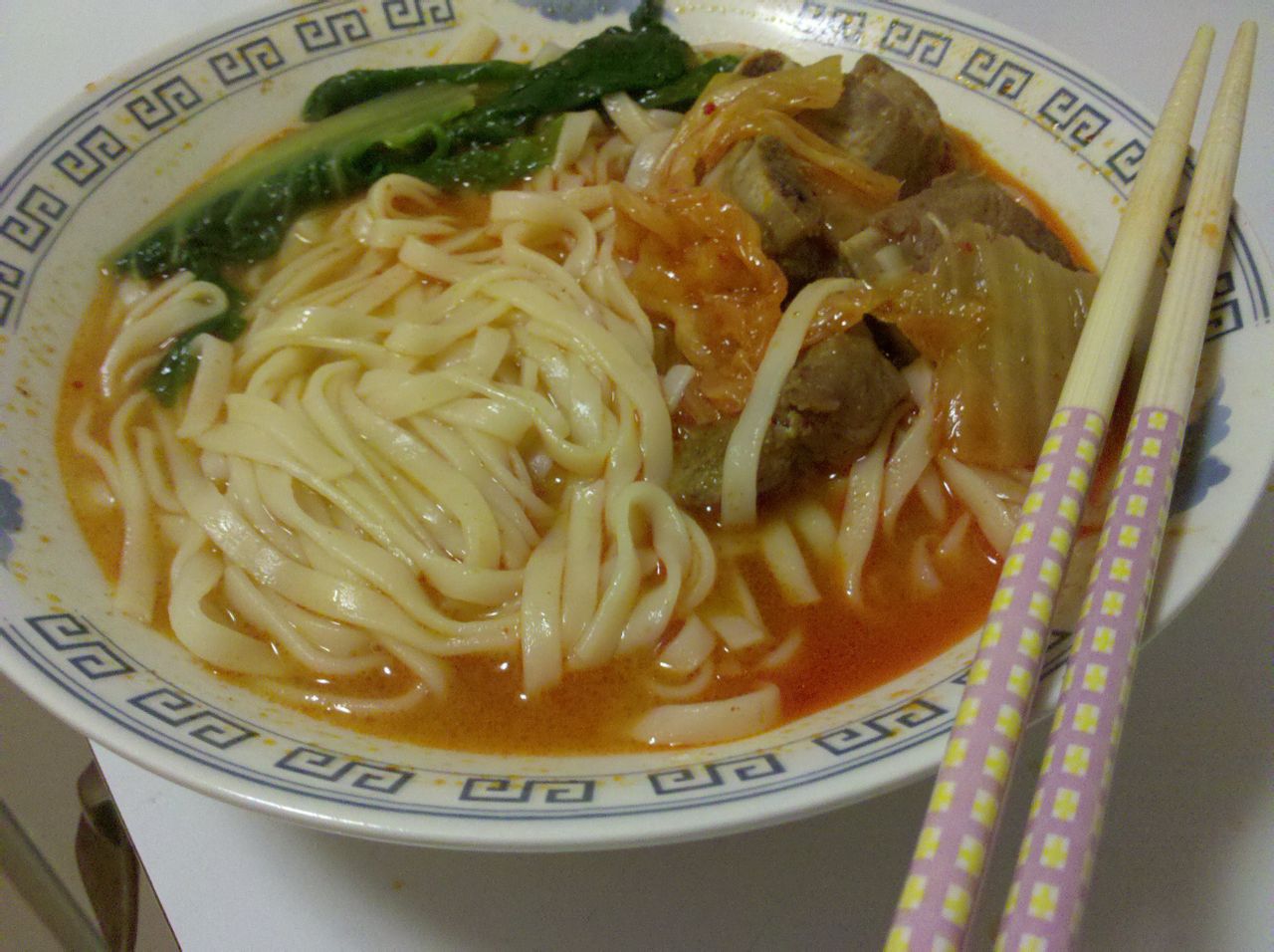 泡菜排骨面