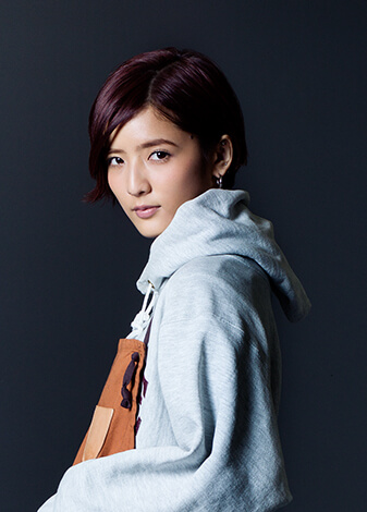 藤井萩花
