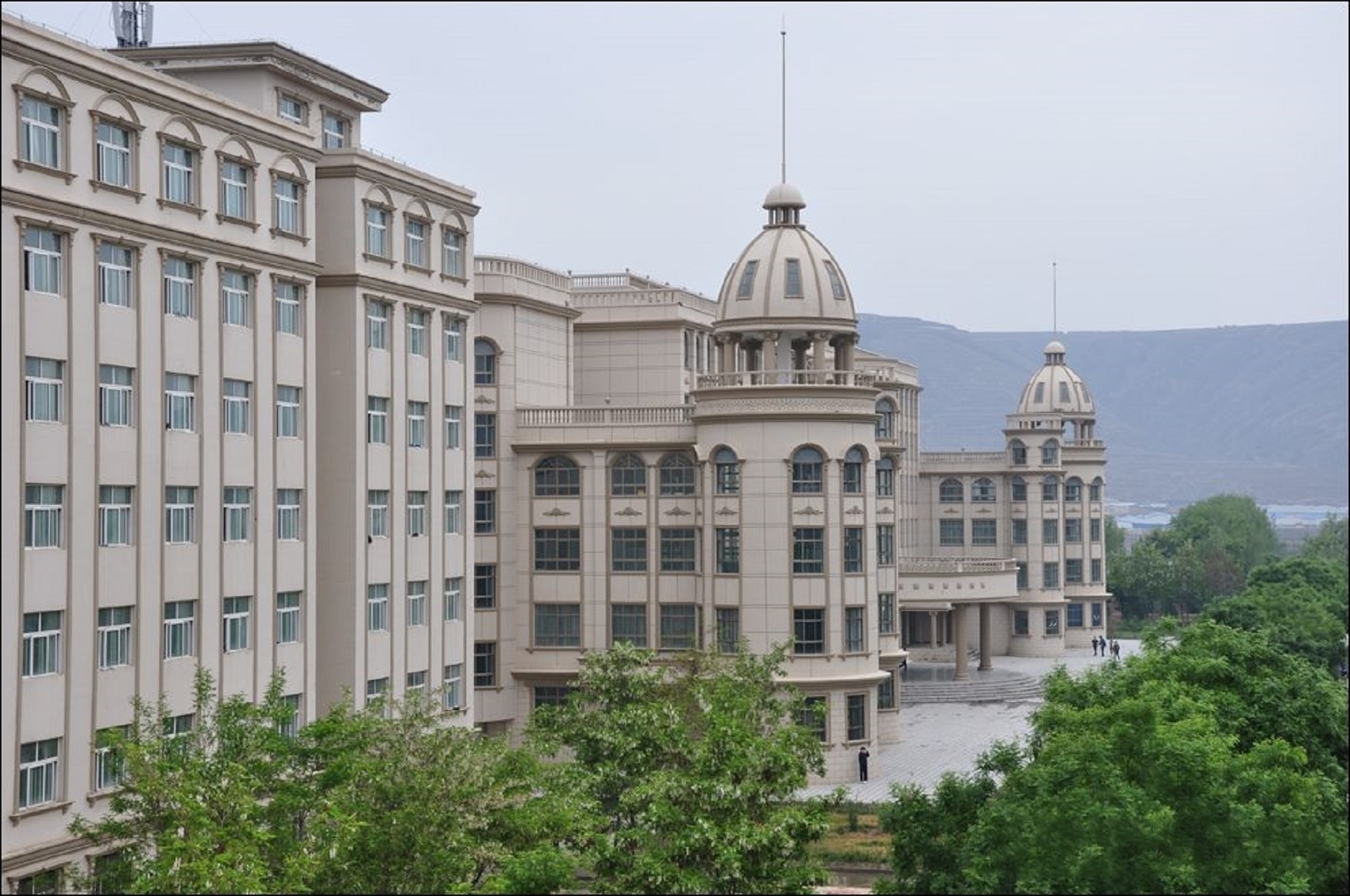 兰州外语职业学院