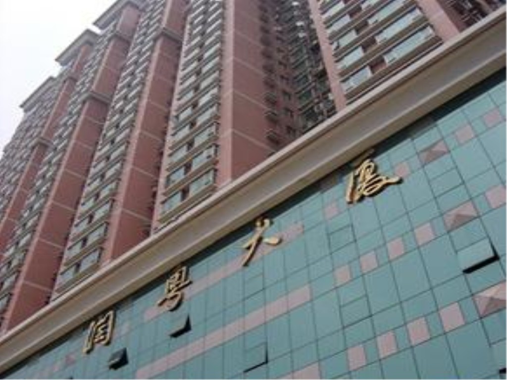 粤大厦是一座集商业,办公,住宅为一体的高层综合楼,楼高30层,地处广州