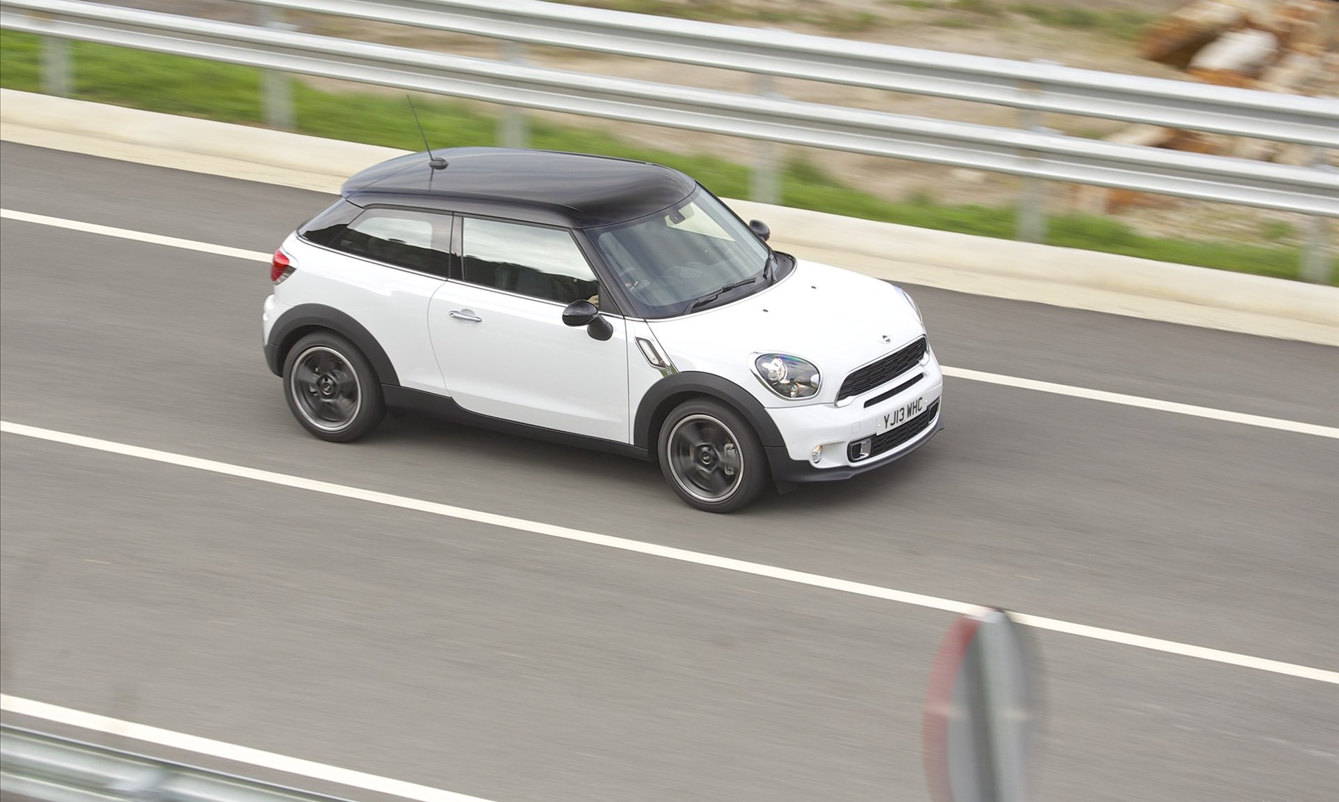  p>mini是由英国汽车公司推出后被 a target="_blank" href="/item